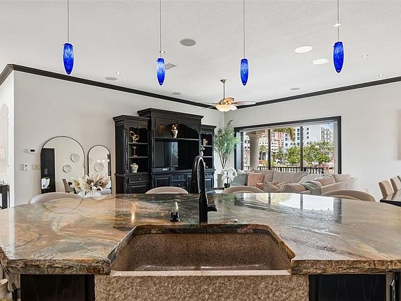 3rd image of 108 Bayside Dr
