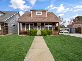 2070 S Florida Way, Fayetteville, AR 72701