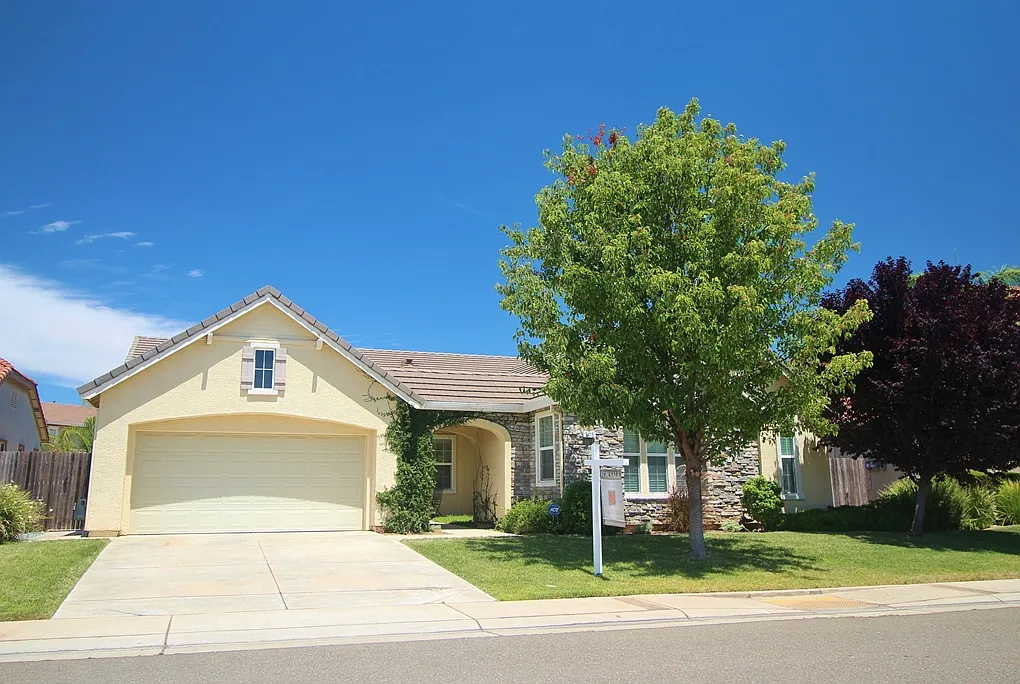 5415 Mariolyn Way photo 1