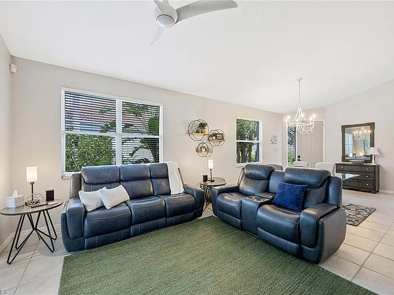 8482 Bent Creek Way — Photo 11