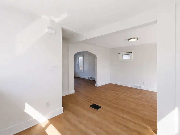 41 W George Ave — Photo 16