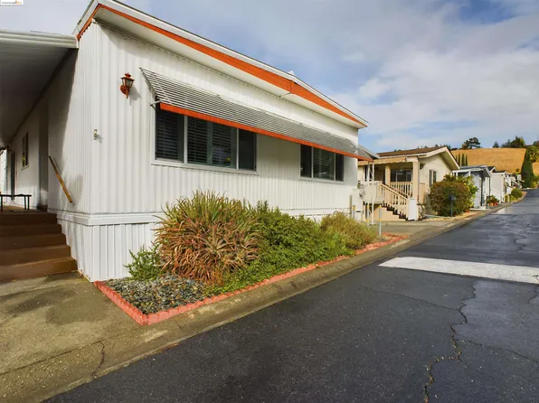 69 Terrace Dr, Concord, CA 94518