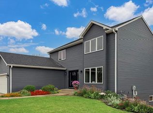 2511 Mayowood Ln SW, Rochester, MN 55902