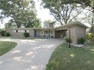 57737 Walnut St, Three Rivers, MI 49093