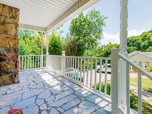 2nd image of 108 Stonewall Dr