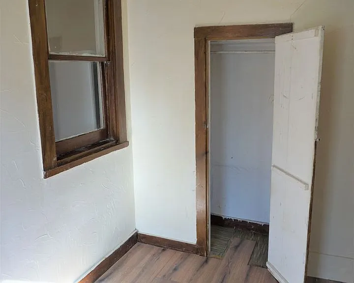 523 SW 26 — Photo 20
