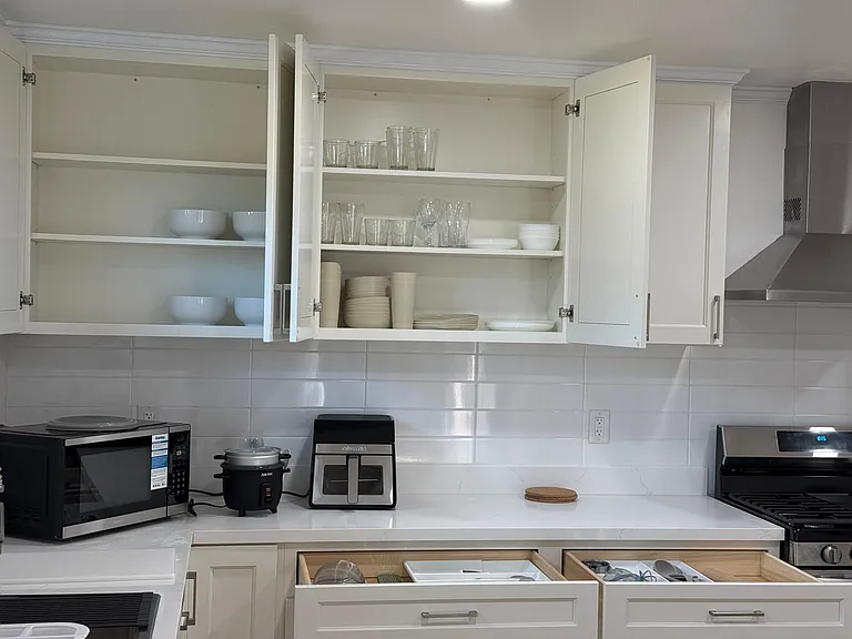 220 Sequoia Ave — Photo 4
