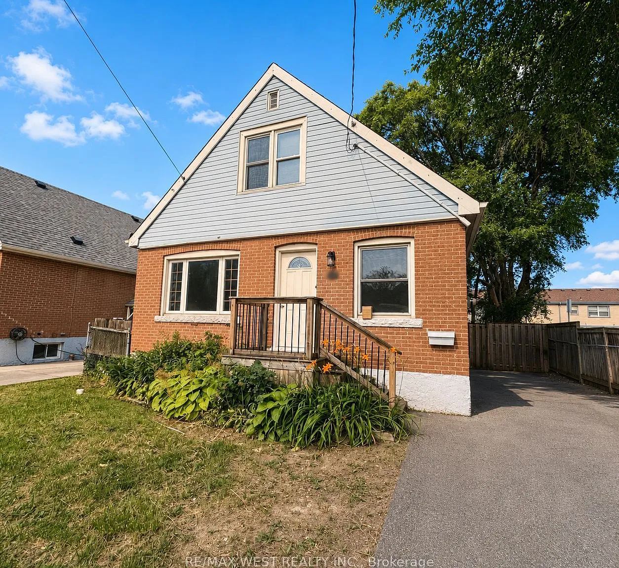 3 bed, $2,400 — Photo 1