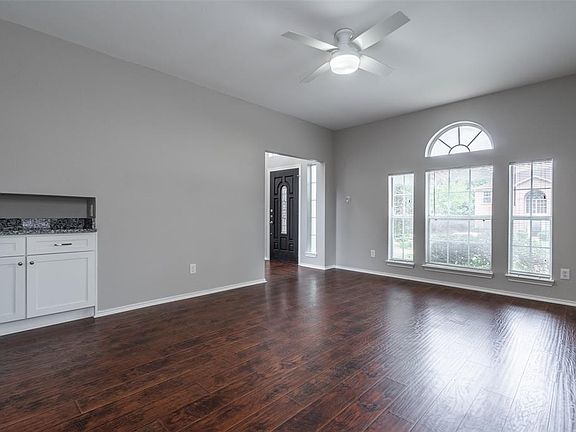 5th image of 1412 Dudley Dr