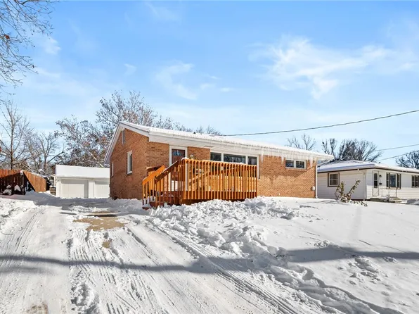 2809 E 38th Ct, Des Moines, IA 50317