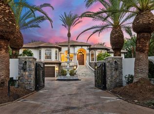 1384 Harbor Dr, Sarasota, FL 34239