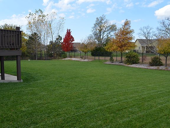 House backs to commons area