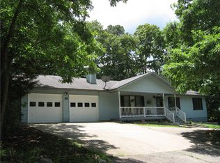 29 La Quinta Loop, Eureka Springs, AR 72631