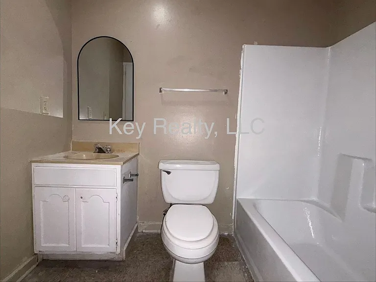413B Hickory St — Photo 6