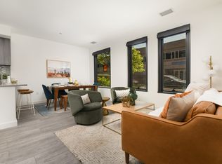 21 N Peoria St #1002S, Chicago, IL 60607