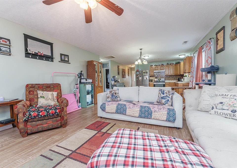 731 Walnut St, Owensboro, KY 42301 | Zillow