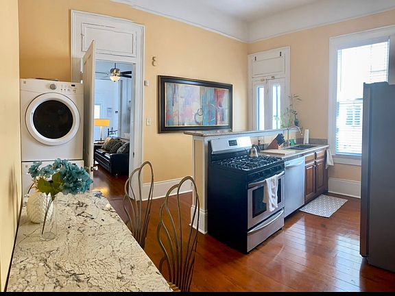 3rd image of 1230 N Galvez St #1B