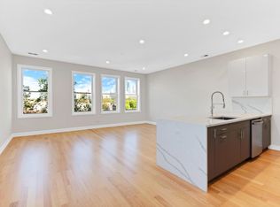 969 W 18th St, Chicago, IL 60608