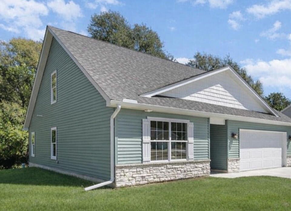1st image of 417 Belvoir Rd