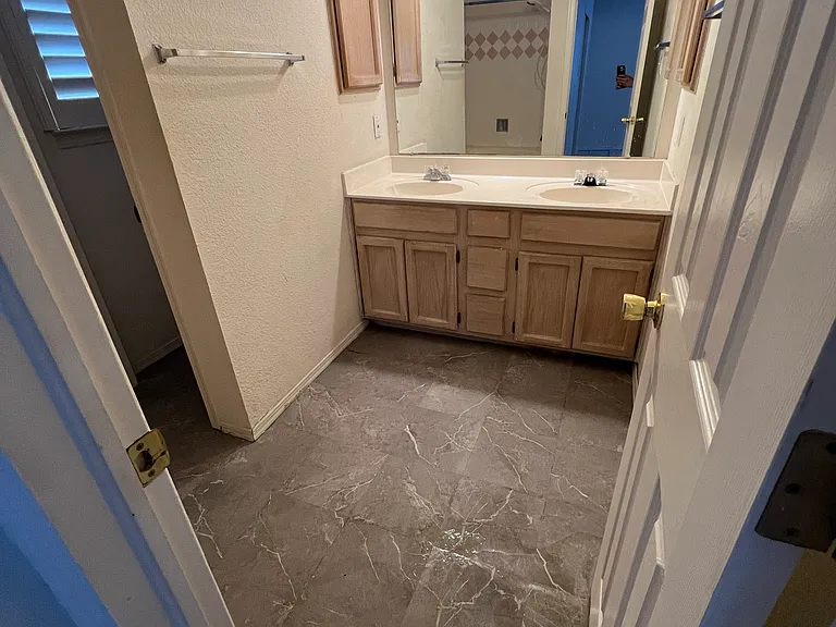 7753 Plaza Azul Rd — Photo 15