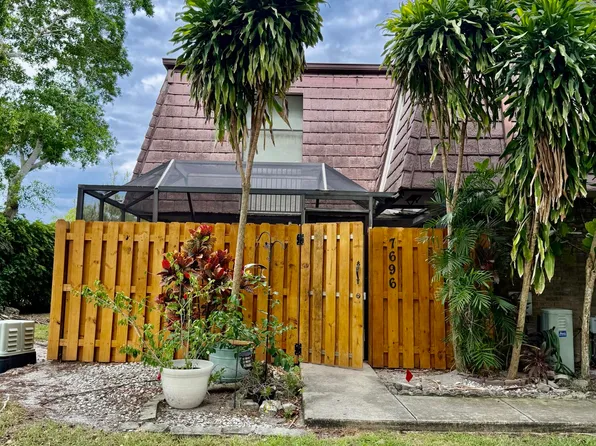 7696 Courtyard Run W, Boca Raton, FL 33433