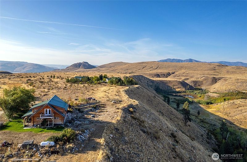 5th image of 391 Indian Dan Canyon Road
