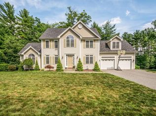 34 Tannery Rd, Sturbridge, MA 01518