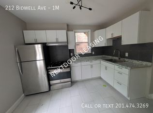 212 Bidwell Ave #1M, Jersey City, NJ 07305
