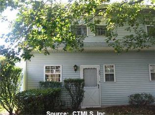 200 Misty Meadow Ln, South Windsor, CT 06074