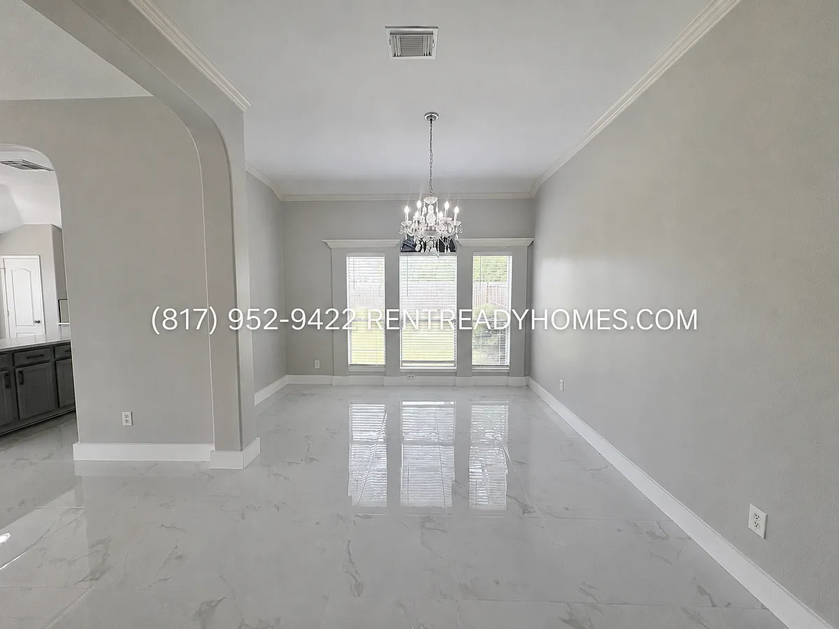 Building Photo - 21915 Reddingwood Ct