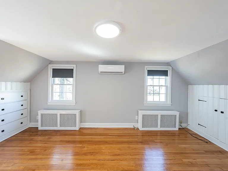 3738 Park Ave — Photo 2
