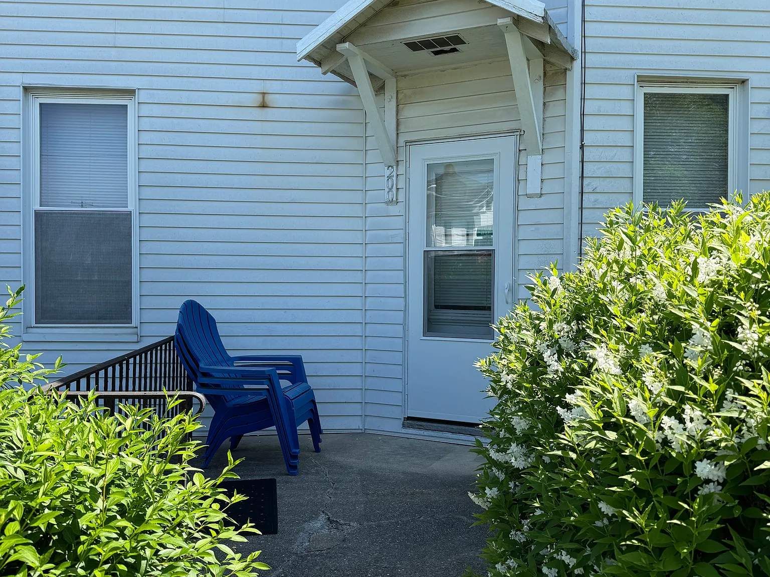 E Maple St, Palmyra — Photo 2
