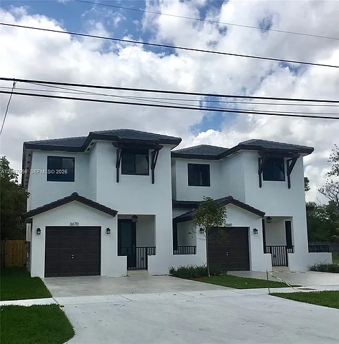 3670 SW 69th Ave Photo 1