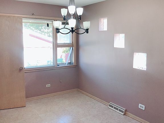 5th image of 9417 S Major Ave