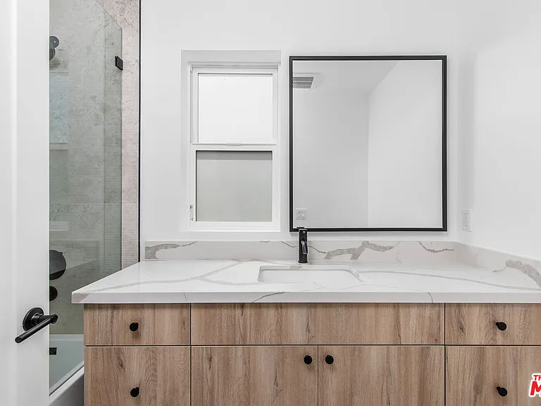 4301 N Tujunga Ave — Photo 7
