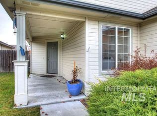 7399 Duncan Ln, Garden City, ID 83714