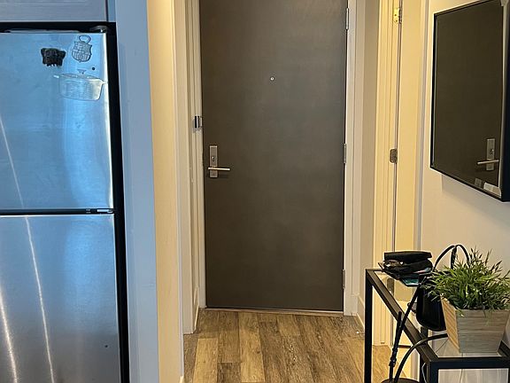 3rd image of 411 Mackay St #601