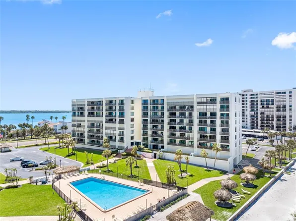 1430 Gulf Blvd APT 807, Clearwater, FL 33767