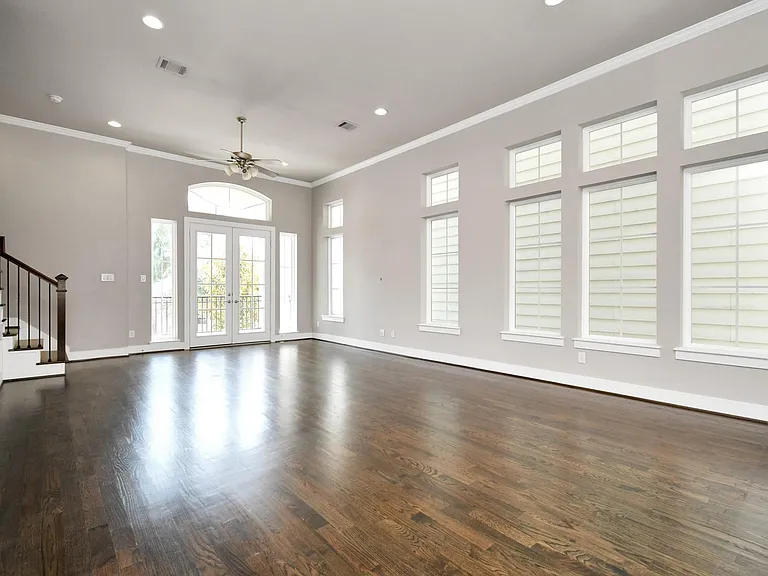 2709 Kennedy St — Photo 17