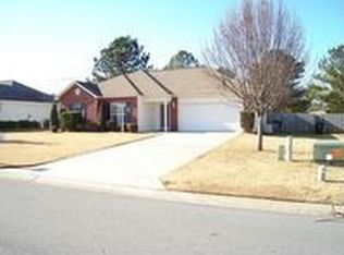 126 Castle Pines Dr, Bonaire, GA 31005
