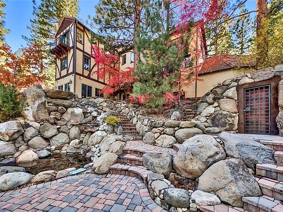 4th image of 885 Hill Ln