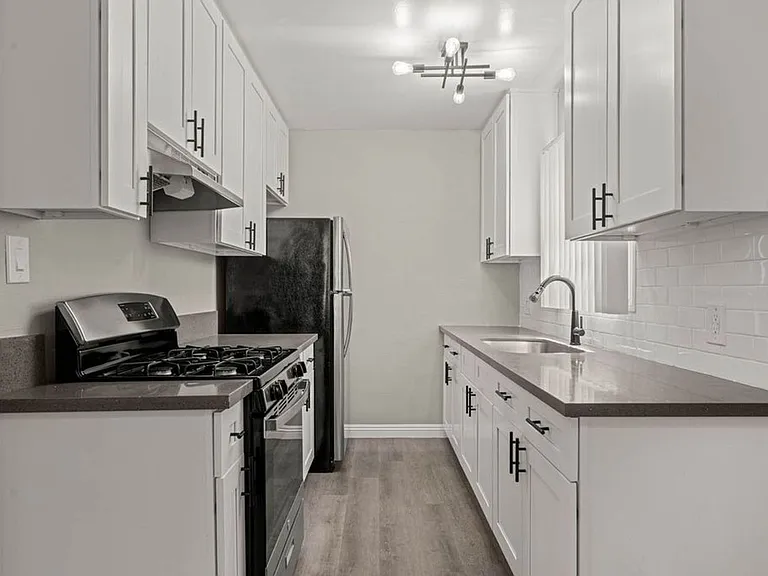 4030 & 4036 S Gelber Pl — Photo 23