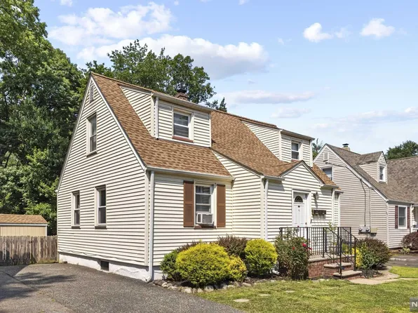 248 David Hooper Pl, Westwood, NJ 07675