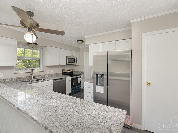 4th image of 7721 Whitehall Cir