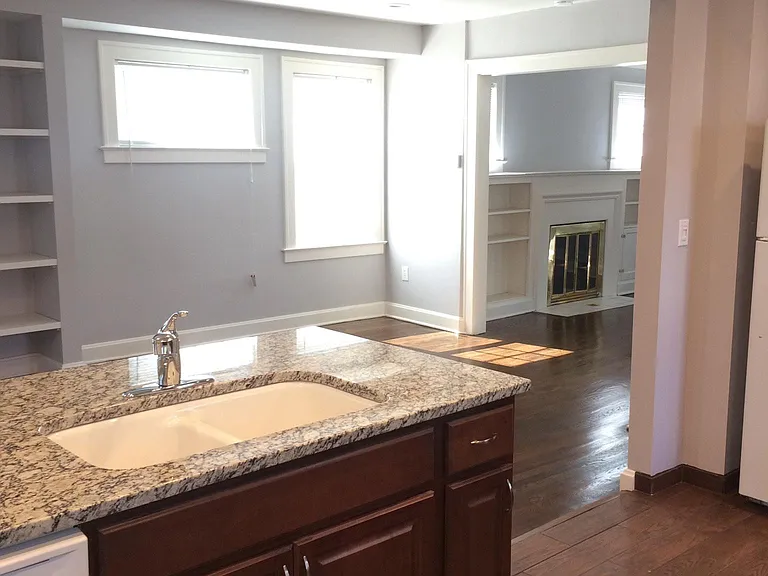 5025 Walnut St — Photo 15