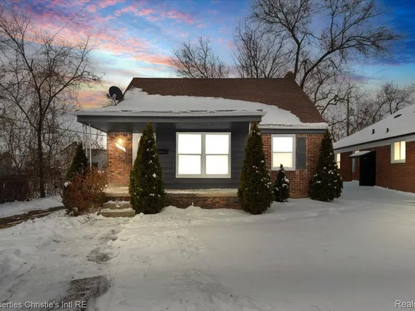 19445 Hubbell St, Detroit, MI 48235