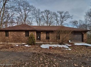 1474 W Mountain Rd, Plymouth, PA 18651