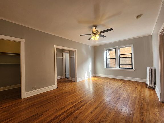 2nd image of 3412 W Montrose Ave APT 109