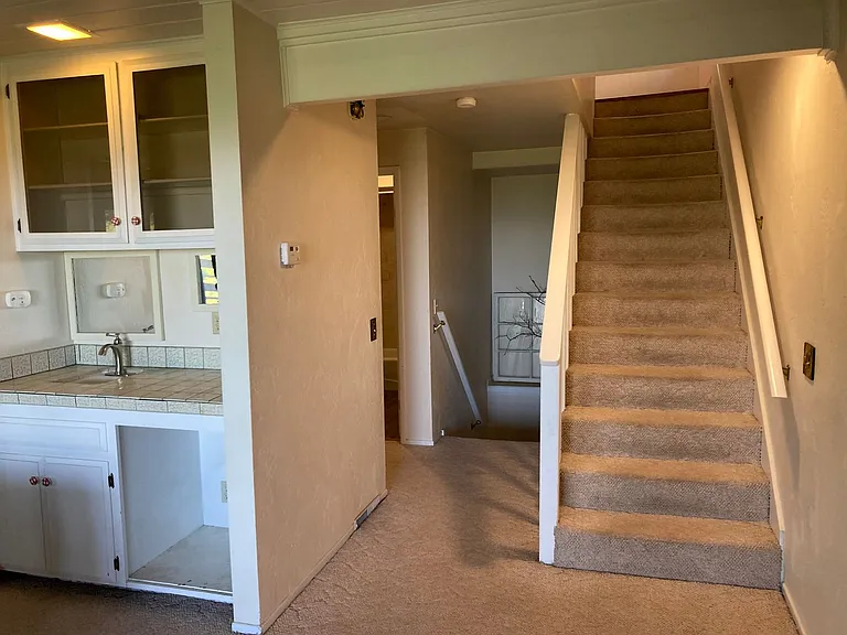 641 Virginia Ct — Photo 17