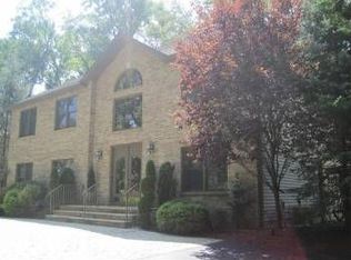 339 Malapardis Rd, Morris Plains, NJ 07950